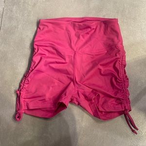 Pink - Scrunch shorts size small